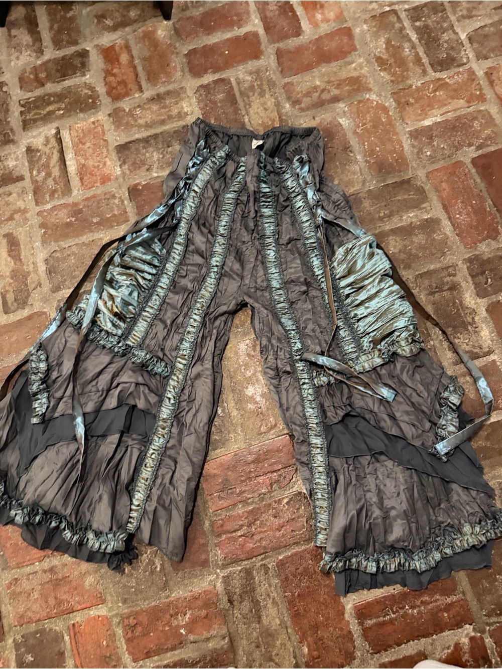⭐️NWOT Aquarius Irma Wide Leg Whimsical Pants⭐️